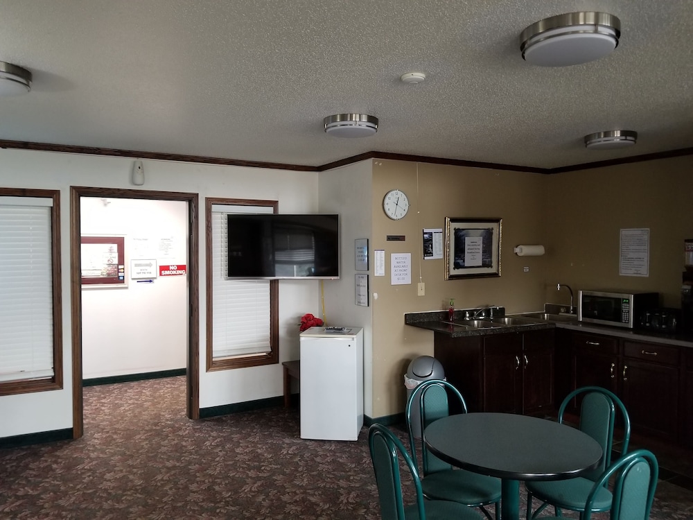 Bilmar Inn & Suites Dell Rapids Near Sioux Falls - photo 131