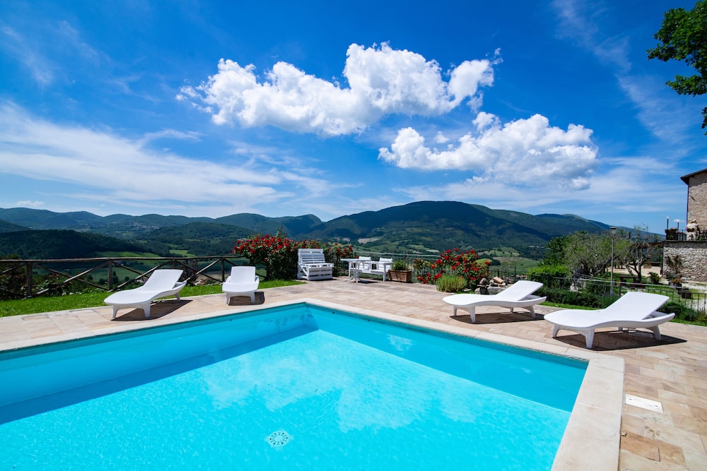 Il Castello di Perchia in Spoleto, Italy