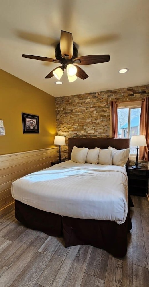Convict Lake Resort - photo 143