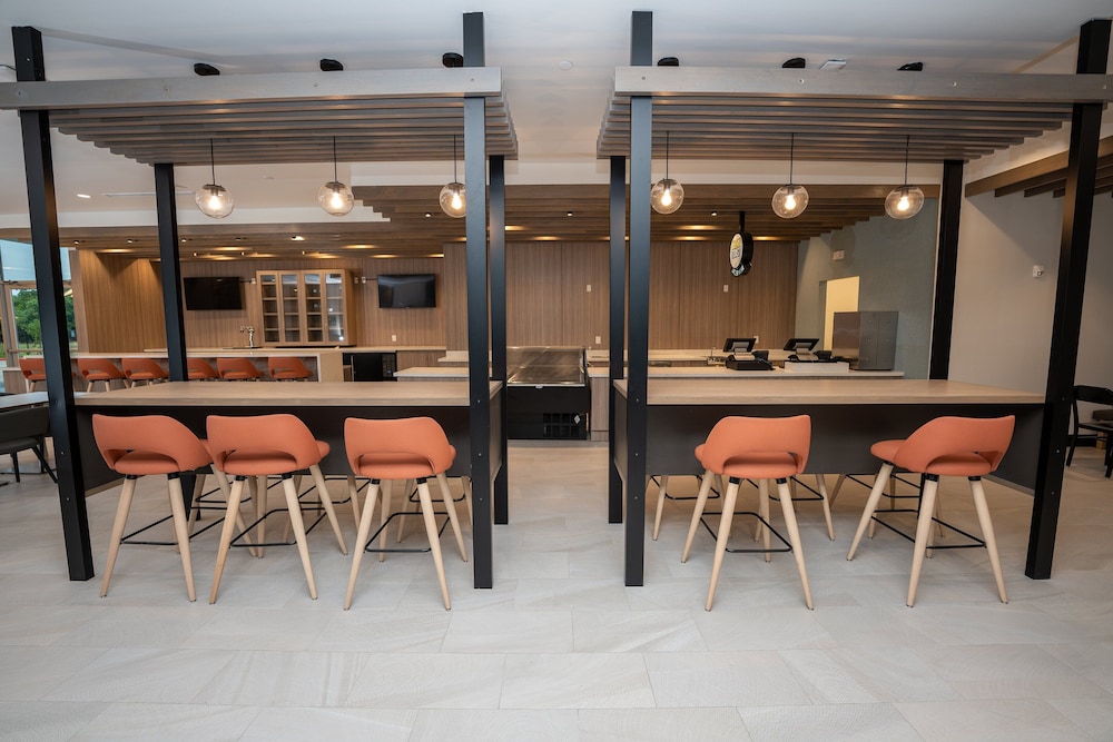 Holiday Inn NW Houston Beltway 8 by IHG - photo 45
