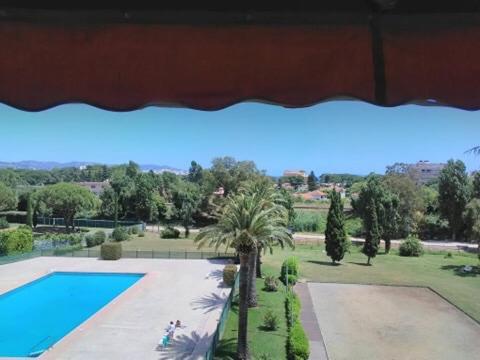 Appartement 3p Residence la Napoule Village Plage — 4-Star Luxury Hotel in Mandelieu-La-Napoule, France