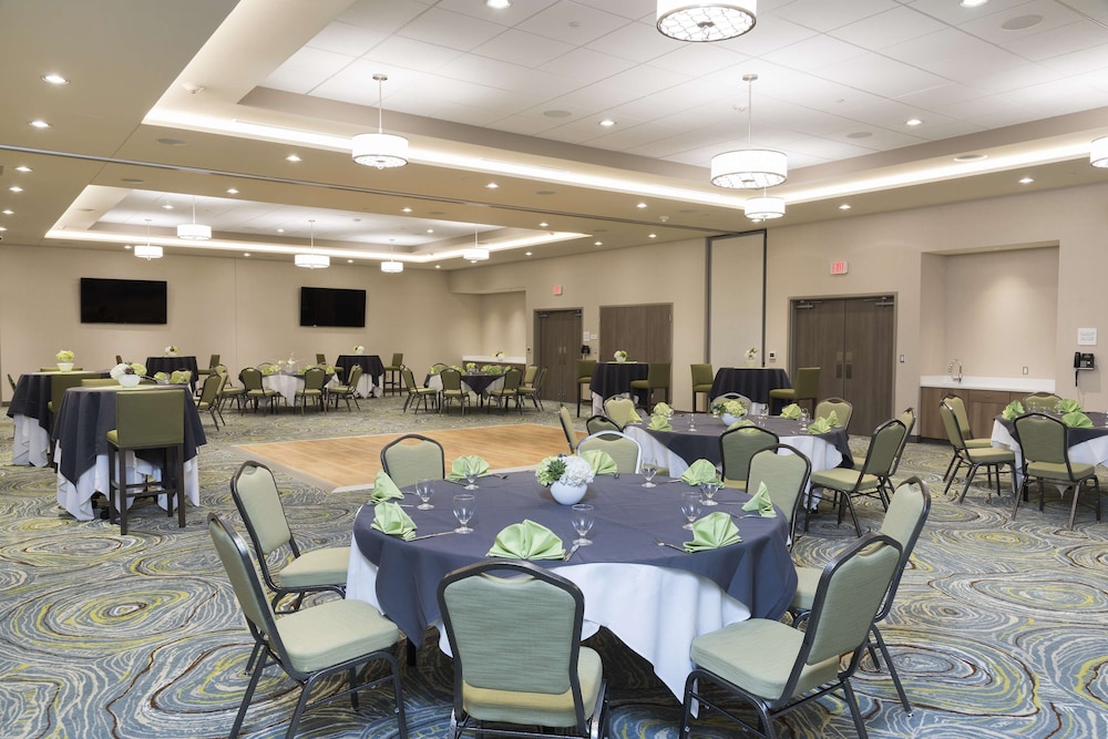 Hilton Garden Inn Grand Rapids East - photo 15