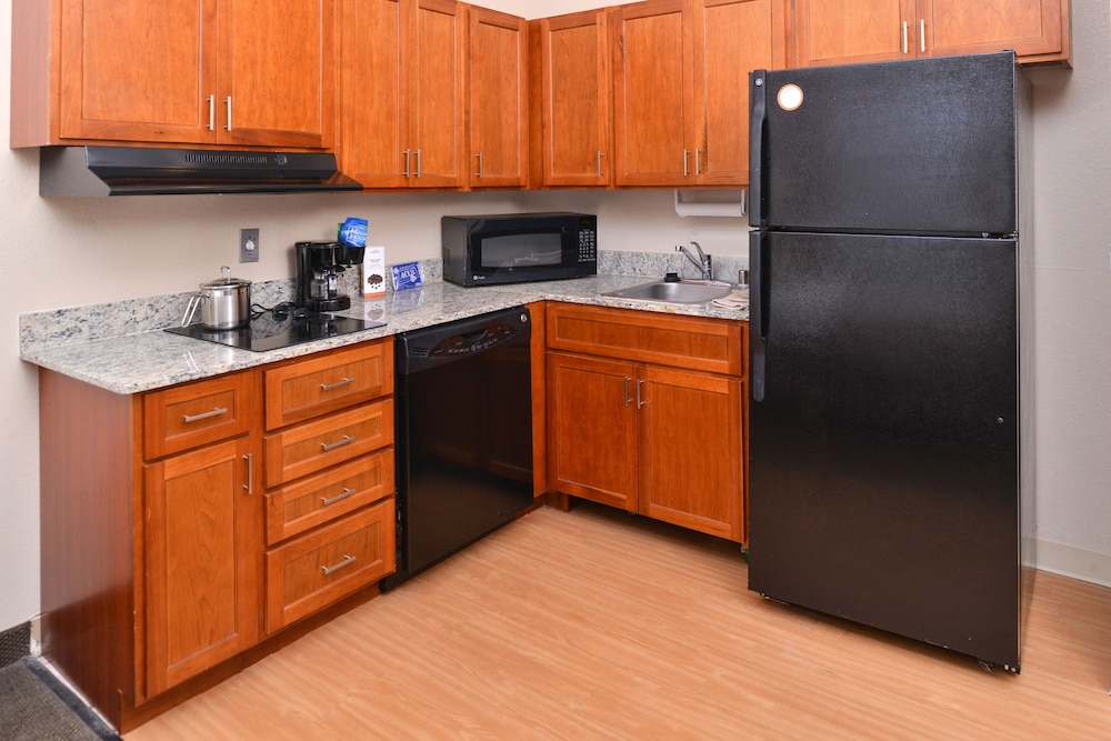Candlewood Suites San Diego by IHG - photo 14