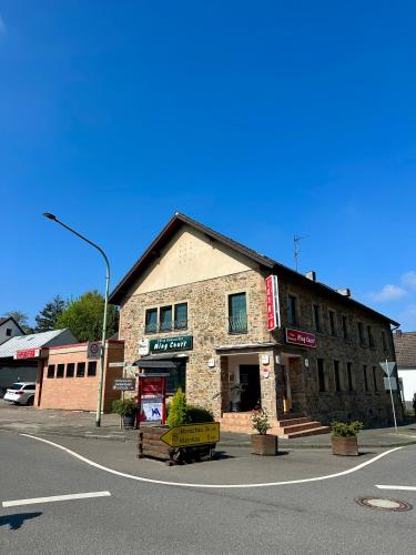 Hotel Restaurant Ming Court — hotel in Hurtgenwald