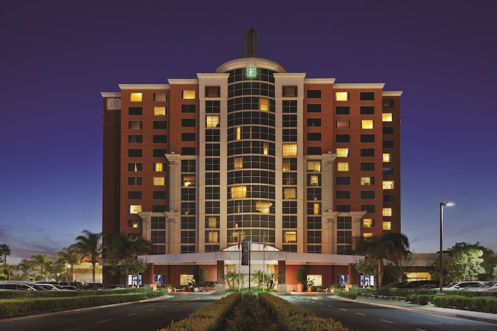 Embassy Suites by Hilton Anaheim South in Garden Grove, United States