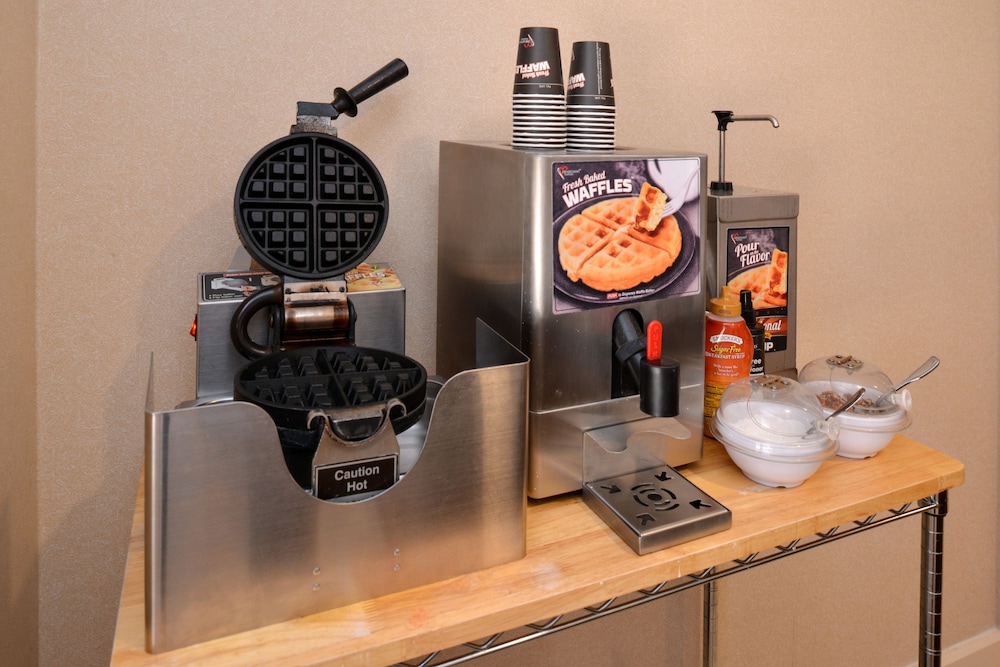 Staybridge Suites Indianapolis Airport by IHG - photo 85