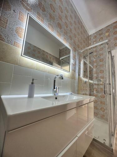 Attico Manfredi — 4-Star Luxury Hotel in Foggia, Italy