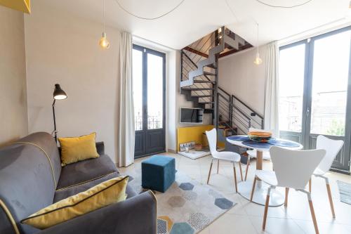 Suite Cavour SunTripSicily — 4-Star Luxury Hotel in Riposto, Italy