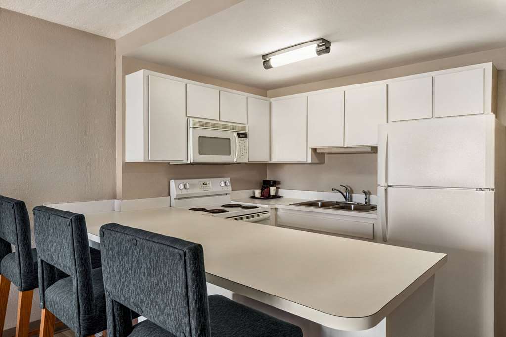 Days Inn by Wyndham Cocoa Beach Port Canaveral - photo 30