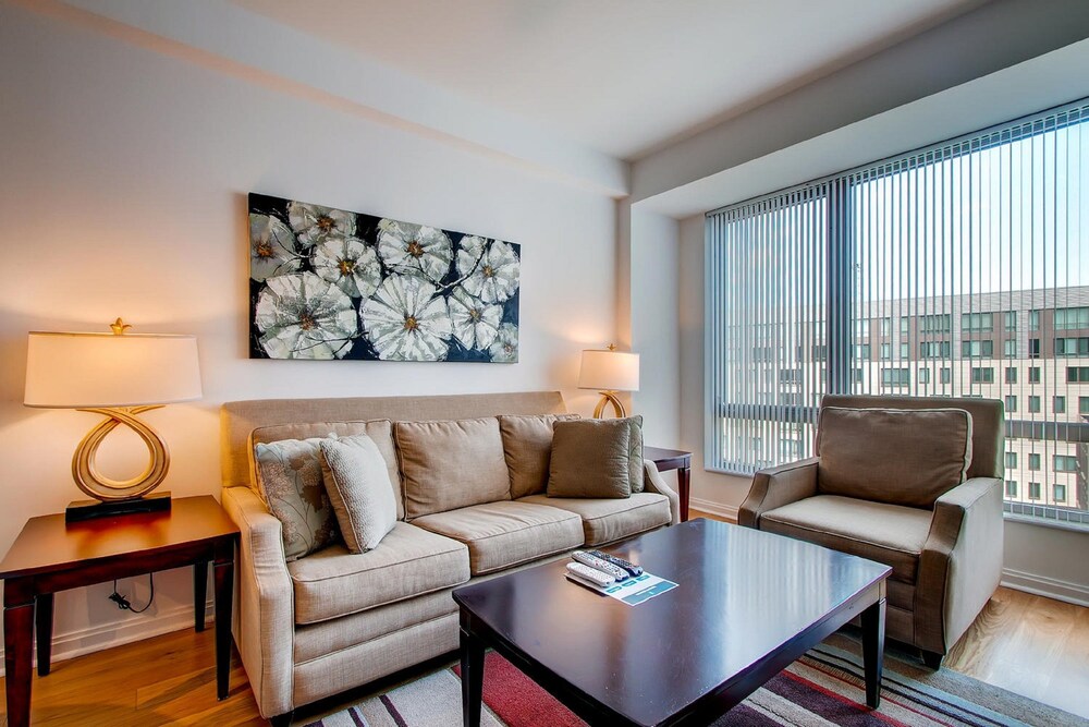 Global Luxury Suites at Kendall Square - photo 25