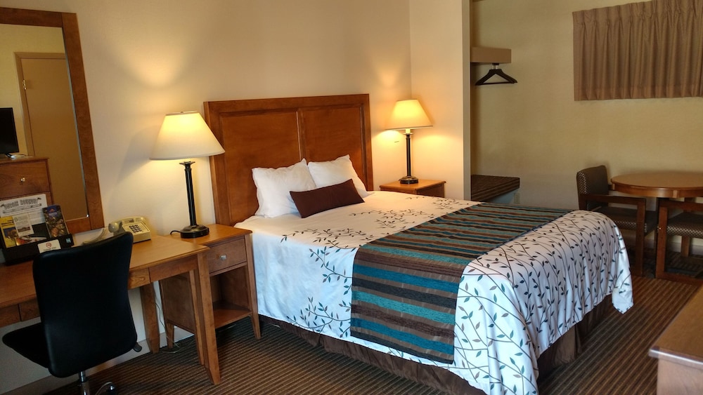 Stagecoach Inn & Suites - photo 14