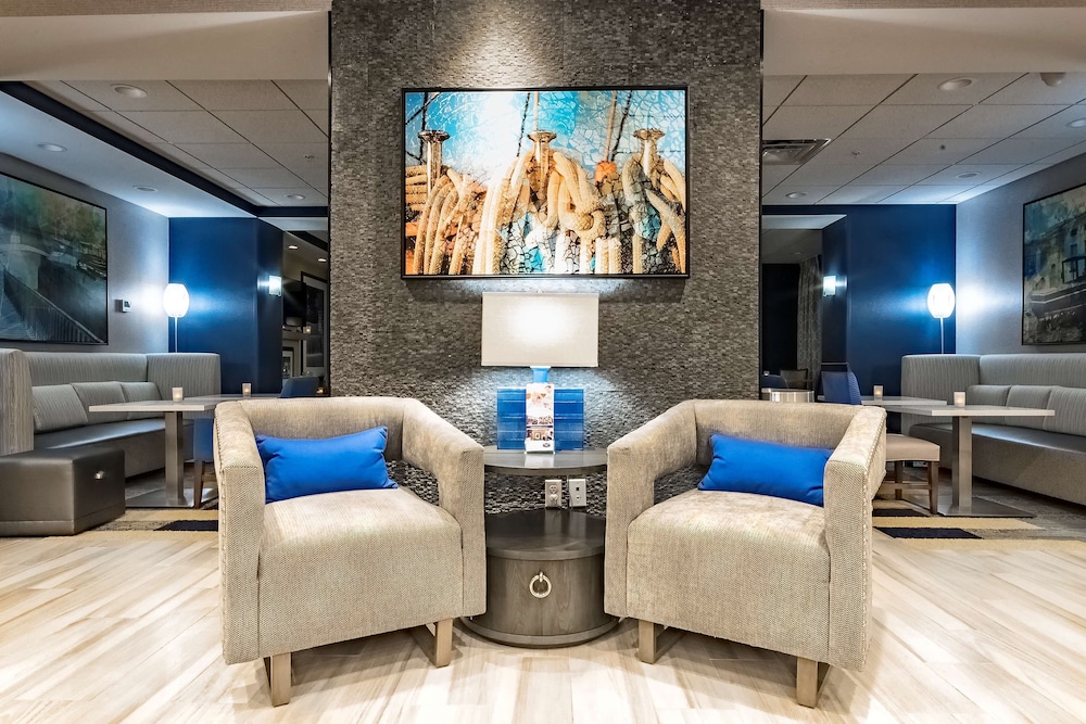 Hampton Inn Lockport Buffalo - photo 3