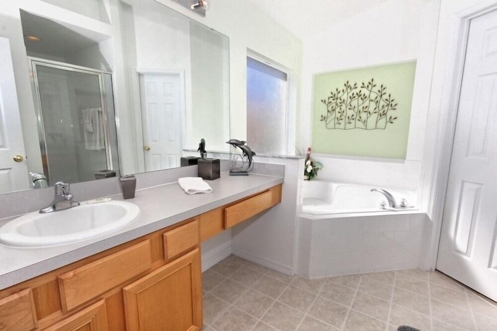 Solana Resort 1112 Four Bedroom Villa with Private Pool - photo 16