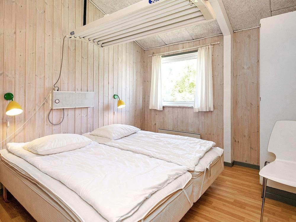 10 Person Holiday Home in Hals — 4-Star Luxury Hotel in Hals, Denmark