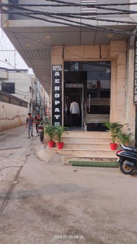 Hotel Aeropath Inn in New Delhi, India