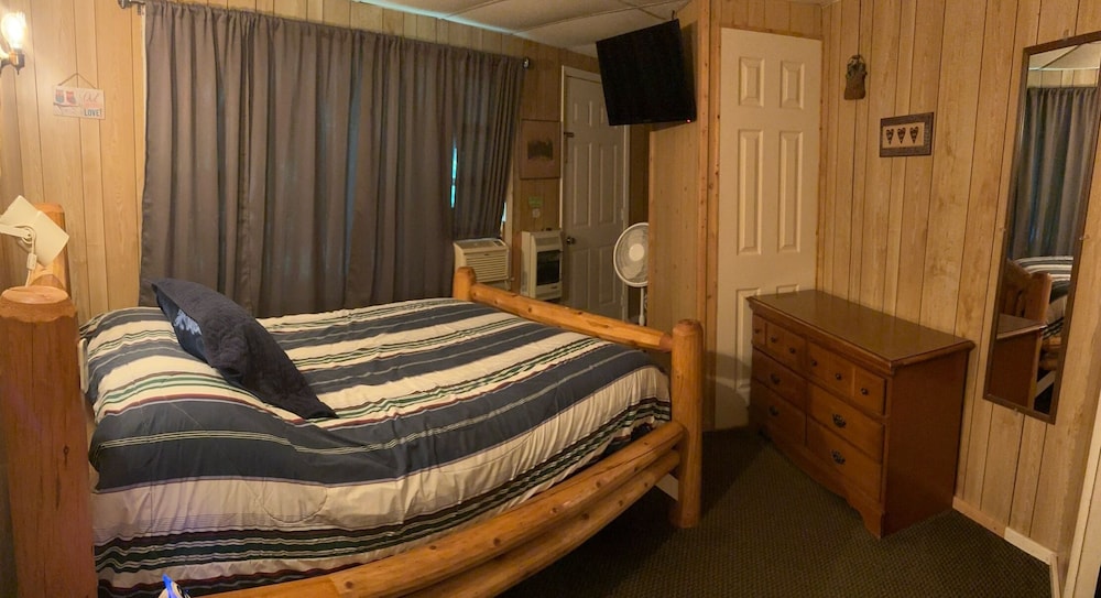Birchwood Resort & Campground - photo 13