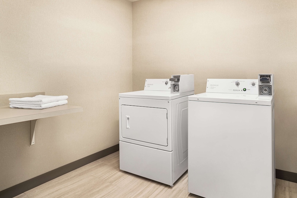 Hampton Inn & Suites Miami Kendall - photo 26