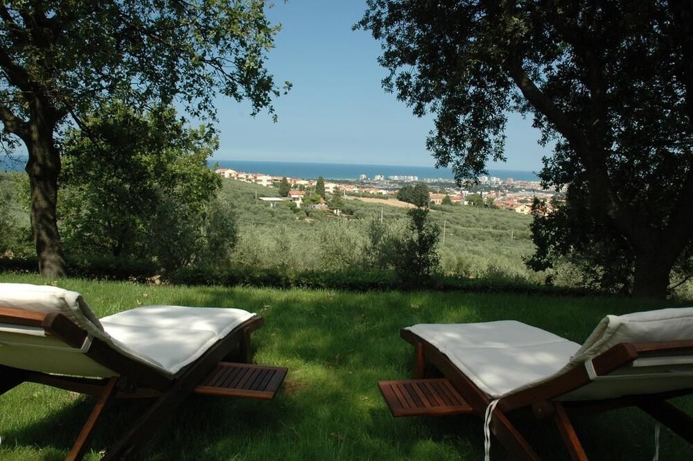 De Stal - carbon neutral hotel in Unknown City