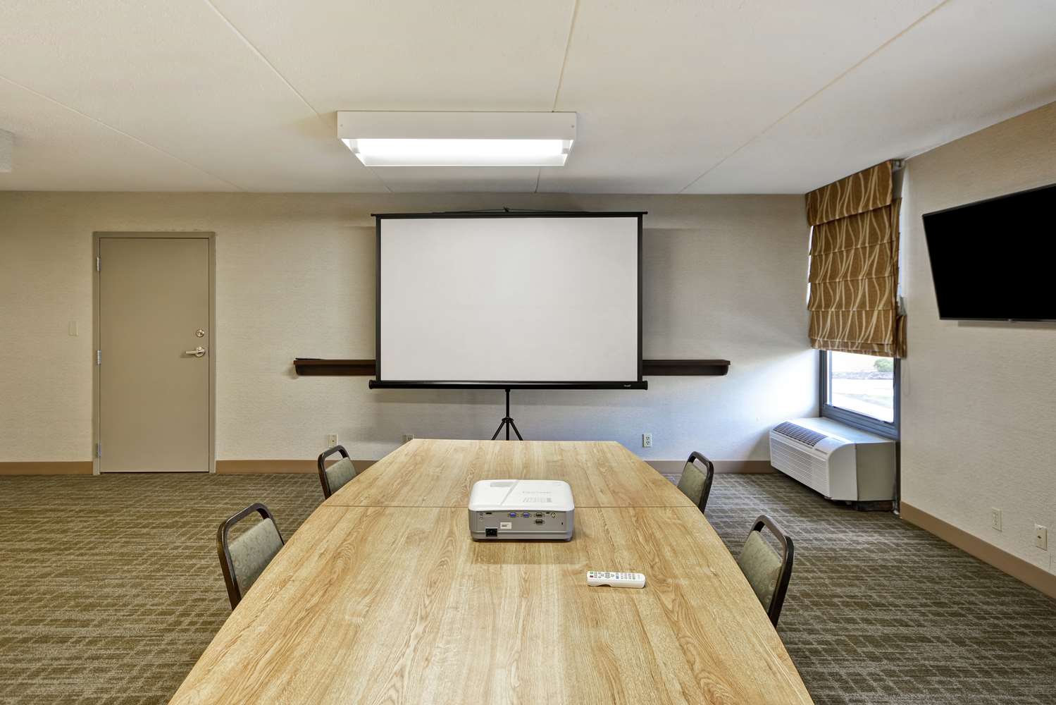 Hampton Inn Detroit Madison Heights South Troy - photo 26