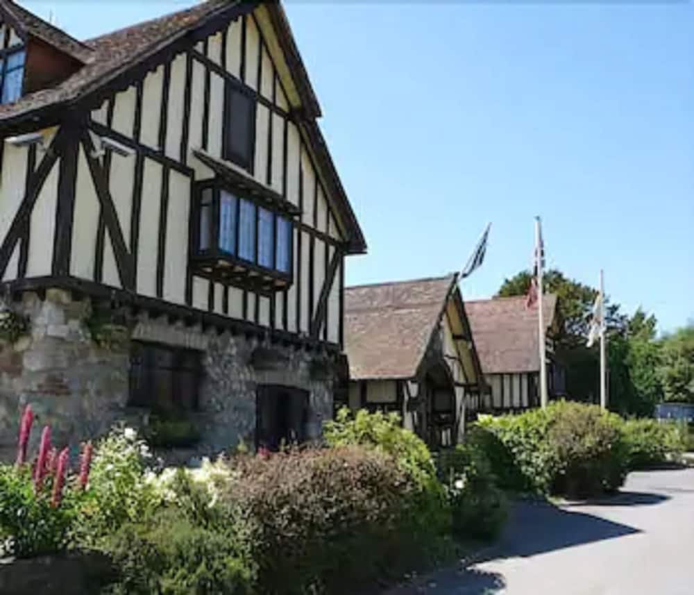The Horseshoe Inn — hotel in Hailsham
