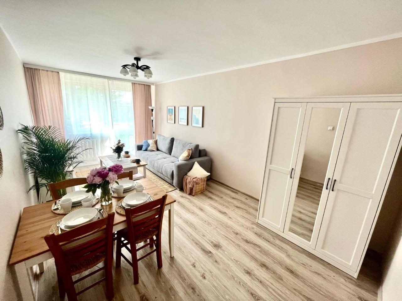 Apartament Sea Nest Brzeźno blisko morza — 4-Star Luxury Hotel in Gdansk, Poland