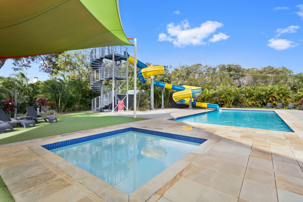 Nobby Beach Holiday Village — Miami — photo 2