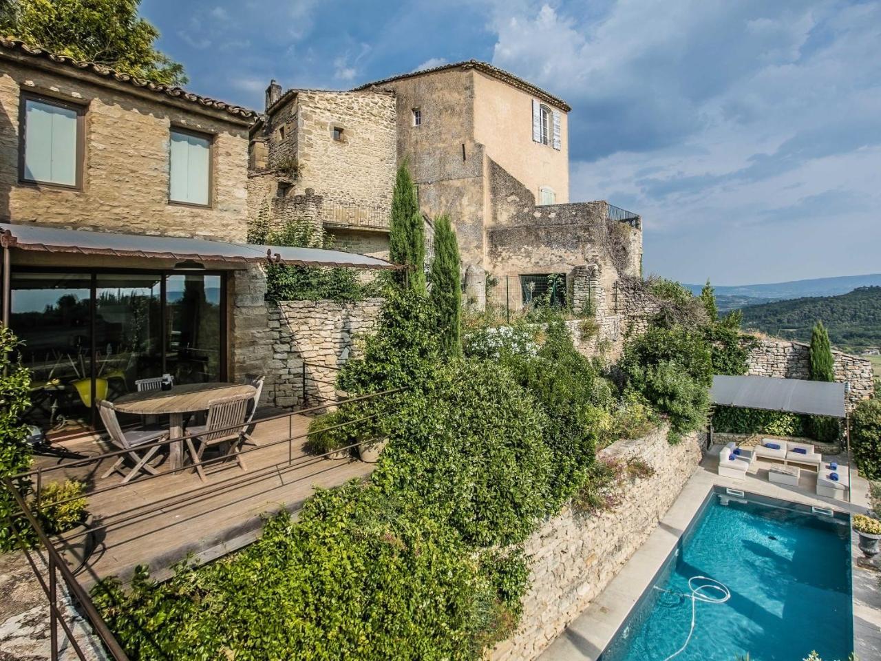 Villa Sunset in Gordes — 4-Star Luxury Hotel in Gordes, France