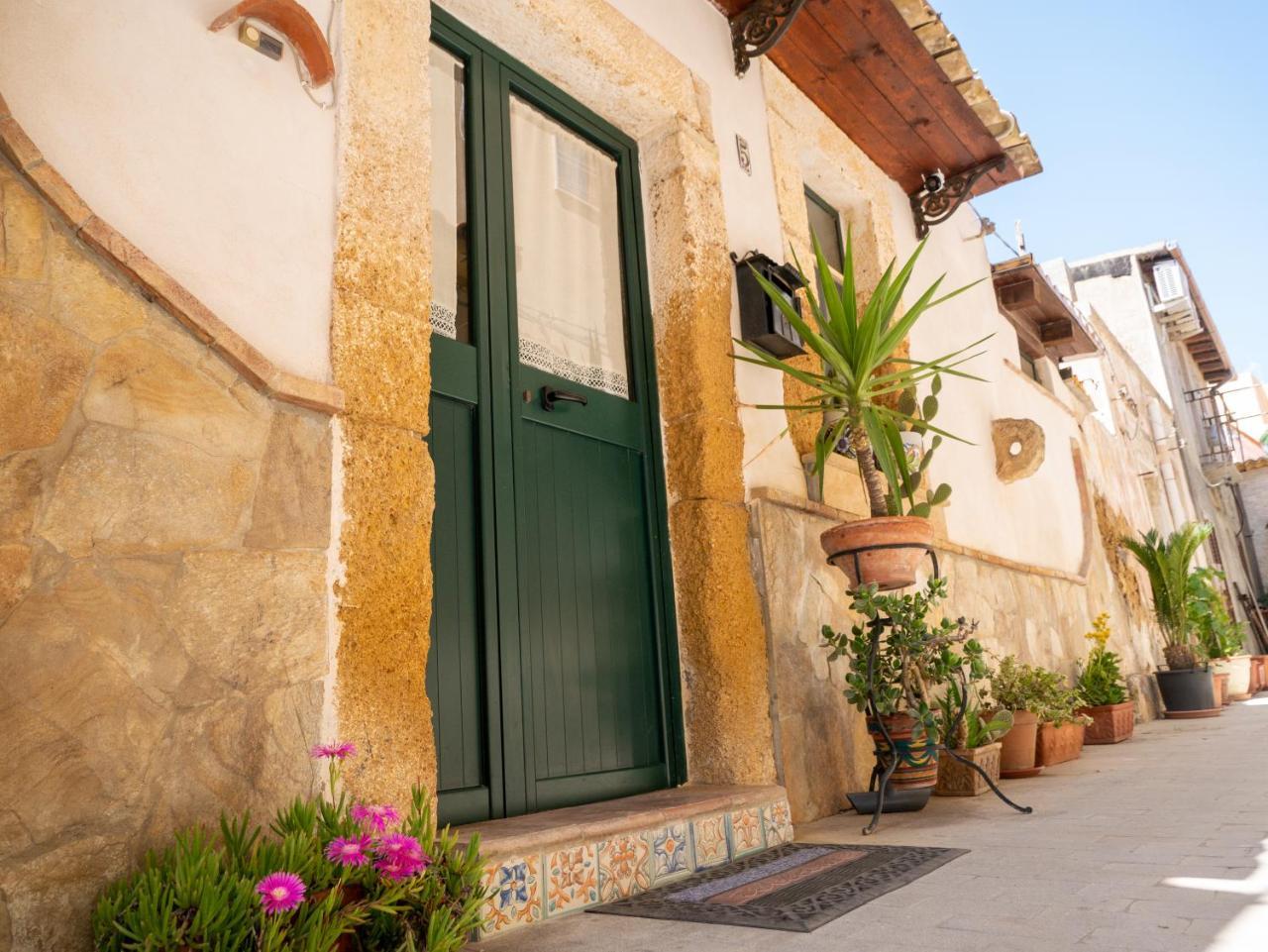 Il Ronco Del Principe — 4-Star Luxury Hotel in Augusta, Italy