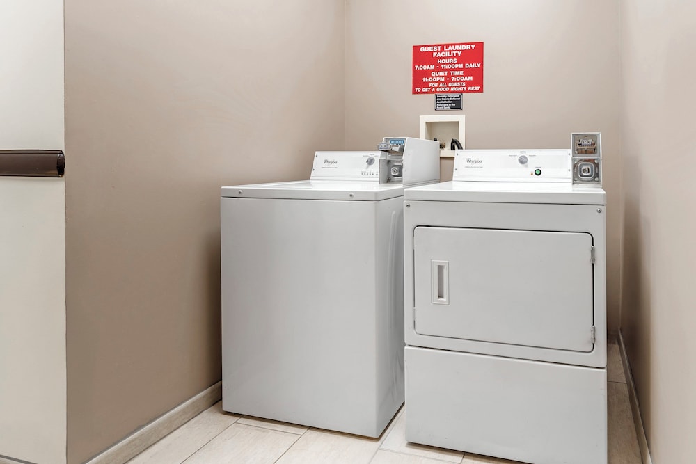 Red Roof Inn Johnstown - photo 30