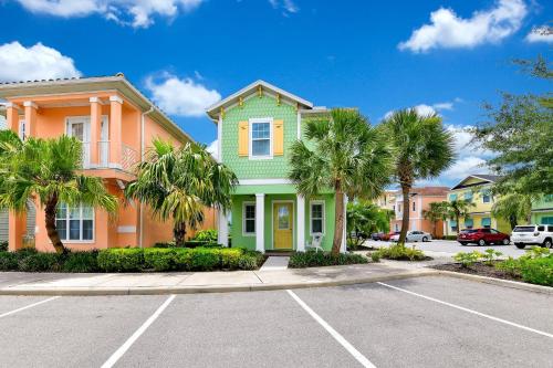 Breezy Green Cottage With Private Hot Tub Near Disney With Margaritaville Resort & Island H2O Access 3055Pi — 4-Star Luxury Hotel in Orlando, United States