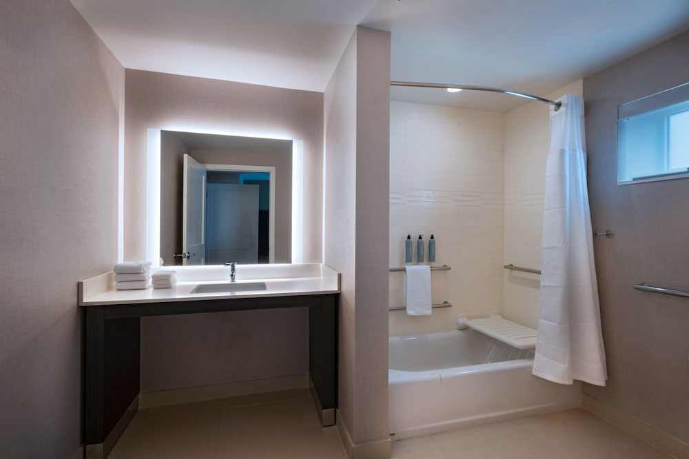 Residence Inn by Marriott New Brunswick Tower Center Blvd - photo 14