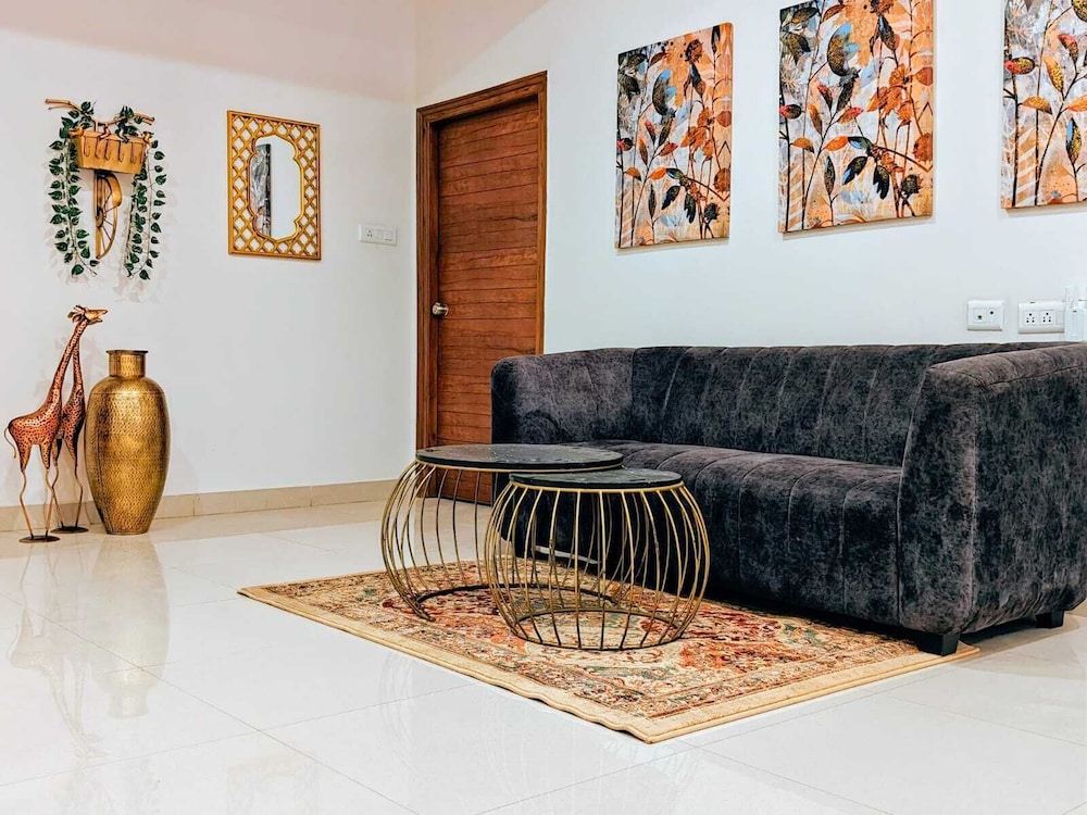 Crescent Stays Madhapur - last minute hotel in Hyderabad