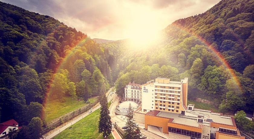 Hotel Perla - carbon neutral hotel in Slanic-Moldova