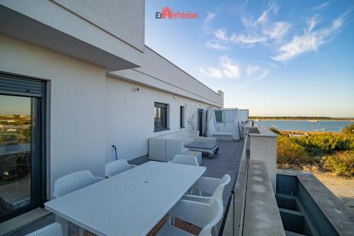 El AnfitriA3n Barra del rA o in Sanlucar De Barrameda, Spain