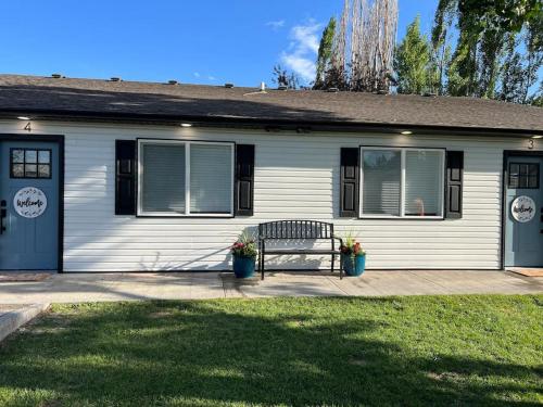 Heritage Suites 1998 #4 Peaceful 1 bedroom 1 bath Suite — 4-Star Luxury Hotel in Idaho Falls, United States