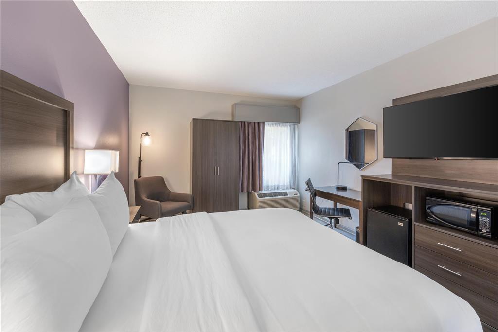 Best Western Hickory - photo 39