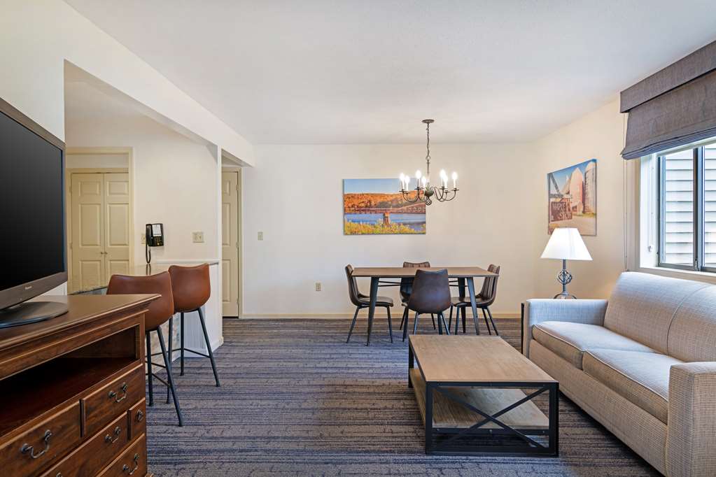 Best Western Inn & Suites Rutland Killington - photo 17