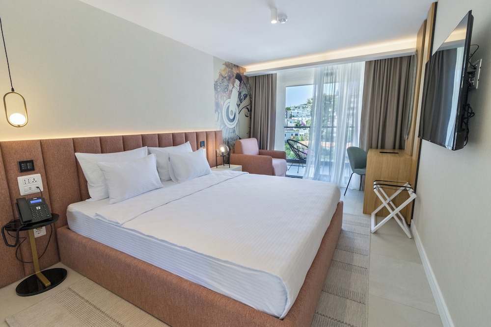 The New Hotel Mediteran VILLA Edition in Ulcinj, Montenegro