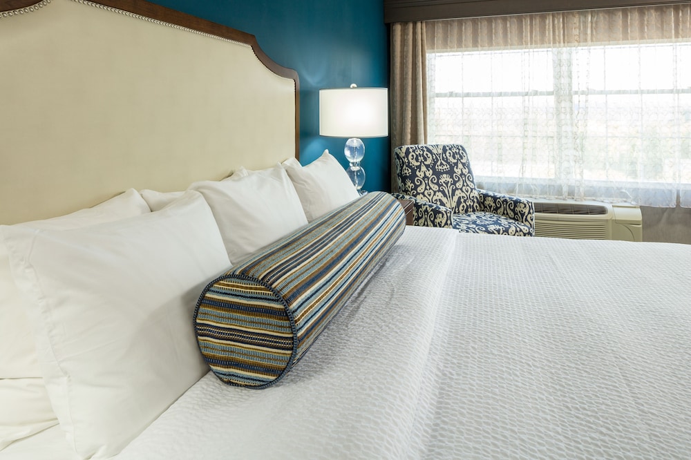 Inn at Middletown - photo 9