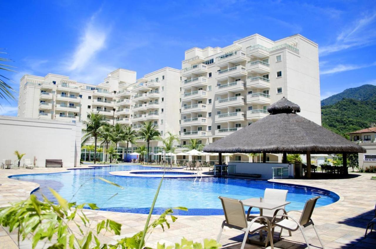 Mont blanc Porto marina in Mangaratiba, Brasil