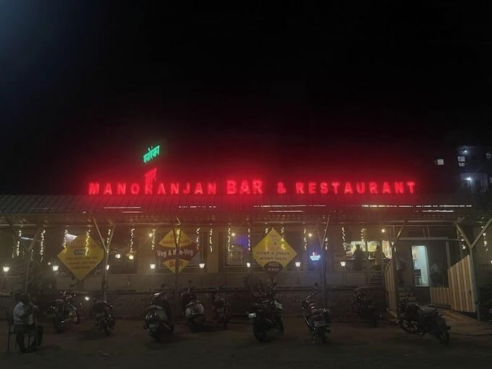 Manoranjan Enclave — hotel in Dindori