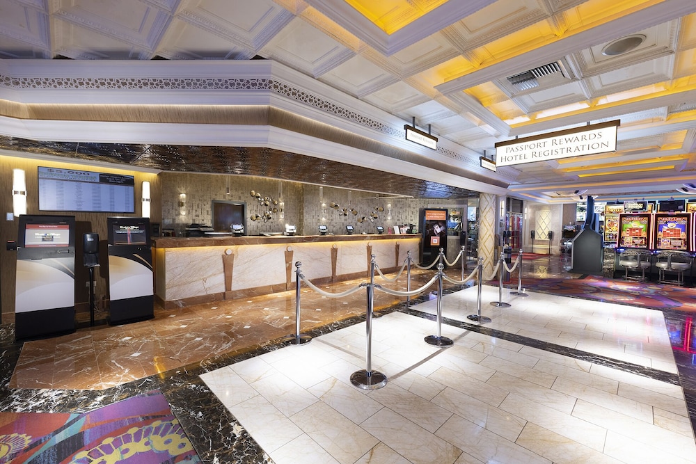 Western Village Inn & Casino - photo 2