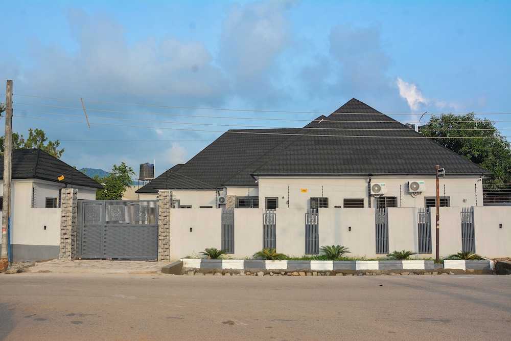 Jam Manor in Abuja, Nigeria