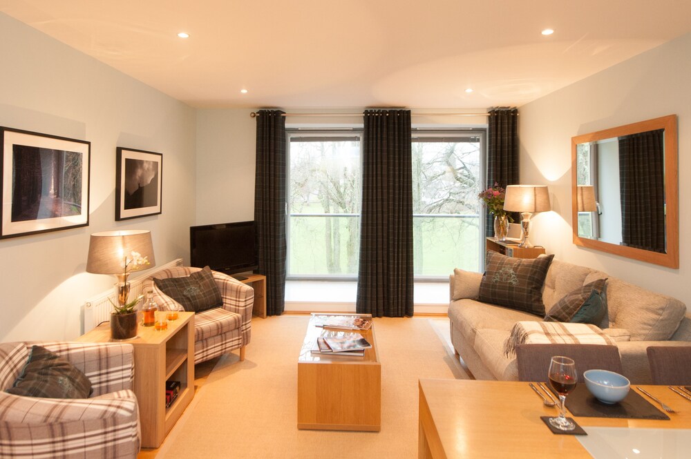 Glenwood Apartment at The Highland Club — 4-Star Luxury Hotel in Inverness, United Kingdom