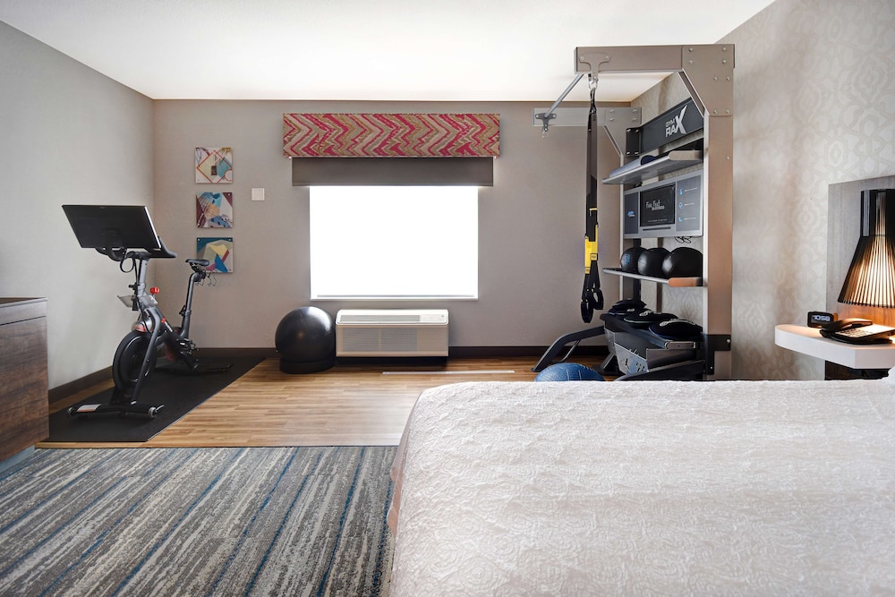 Hampton Inn Tucson Downtown - photo 11