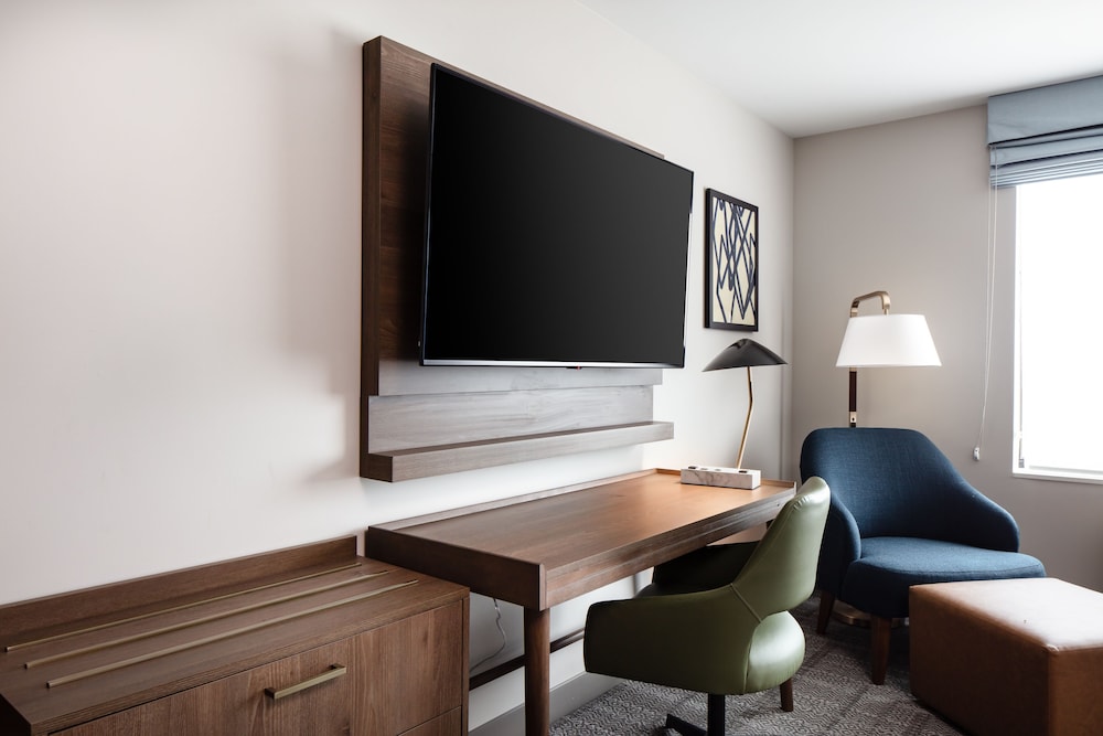 Staybridge Suites Iowa City Coralville by IHG - photo 19