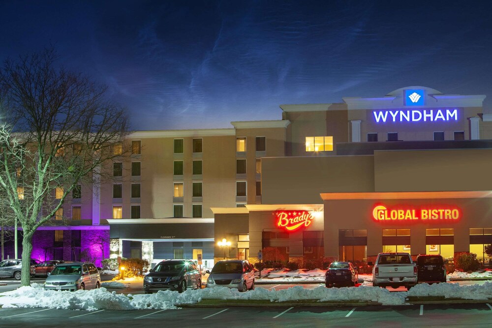 Wyndham Philadelphia Bucks County — hotel in Trevose