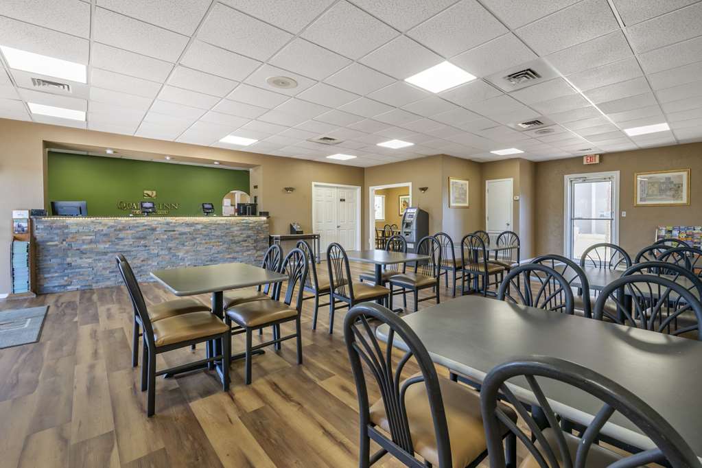 Quality Inn Kennedy Space Center - photo 4