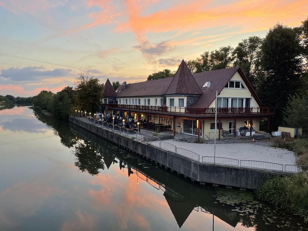 Bootshaus Hamm - carbon neutral hotel in Hamm