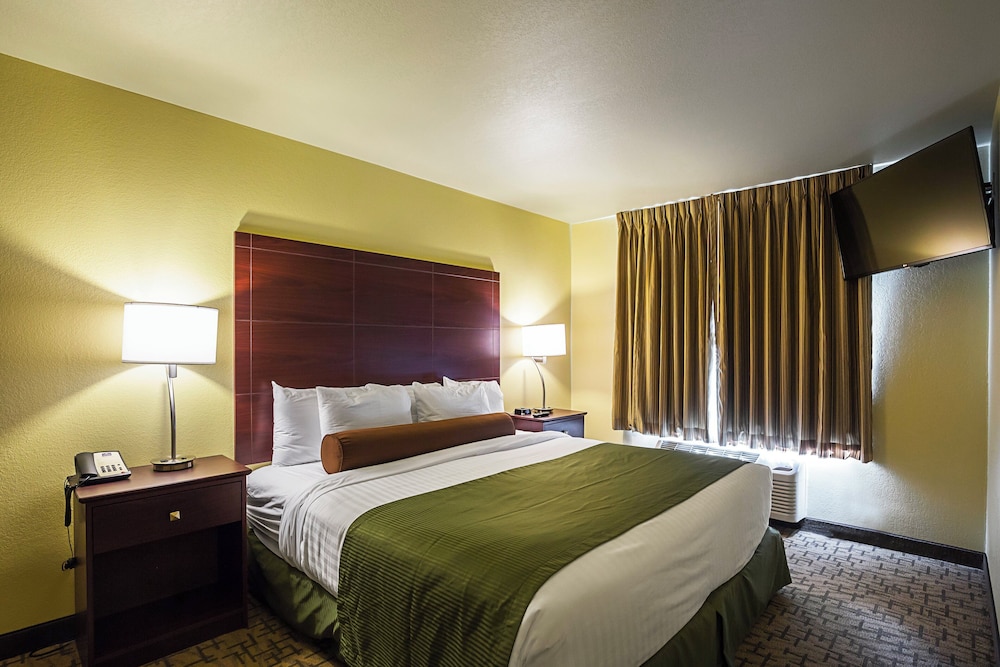 Cobblestone Inn & Suites Altamont - photo 21